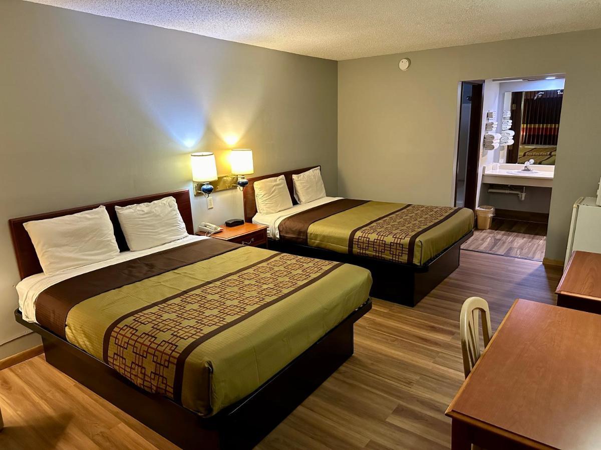 Thunderbird Motor Inn Барабу Экстерьер фото