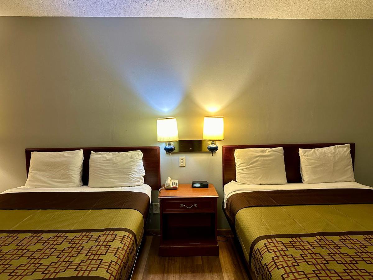 Thunderbird Motor Inn Барабу Экстерьер фото